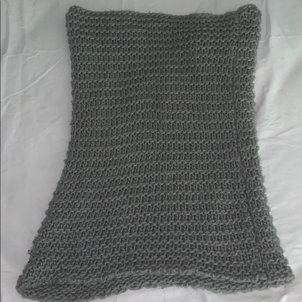Scarf - Picture 3 of 3